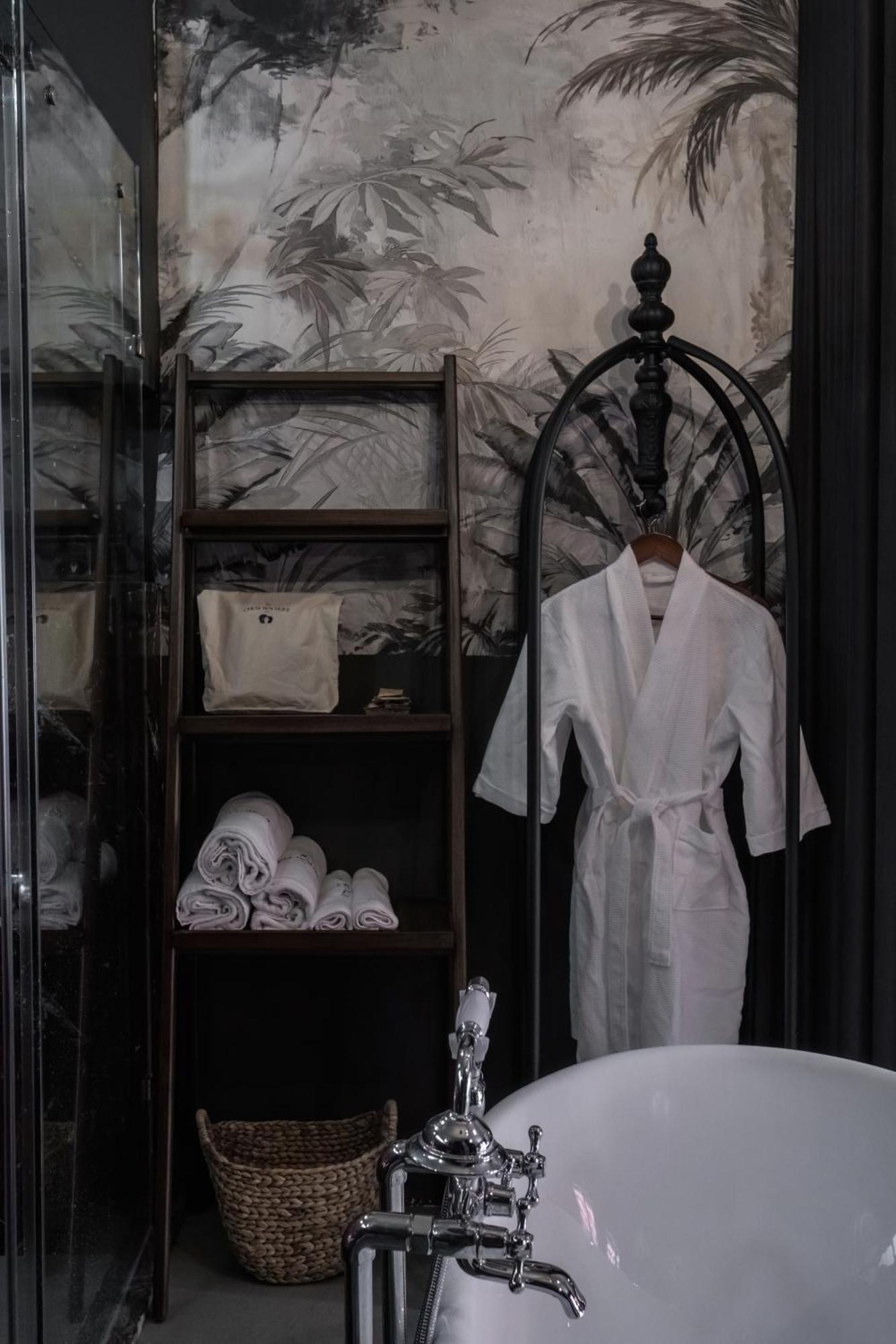 Отель The Chum Boutique Хюэ Экстерьер фото